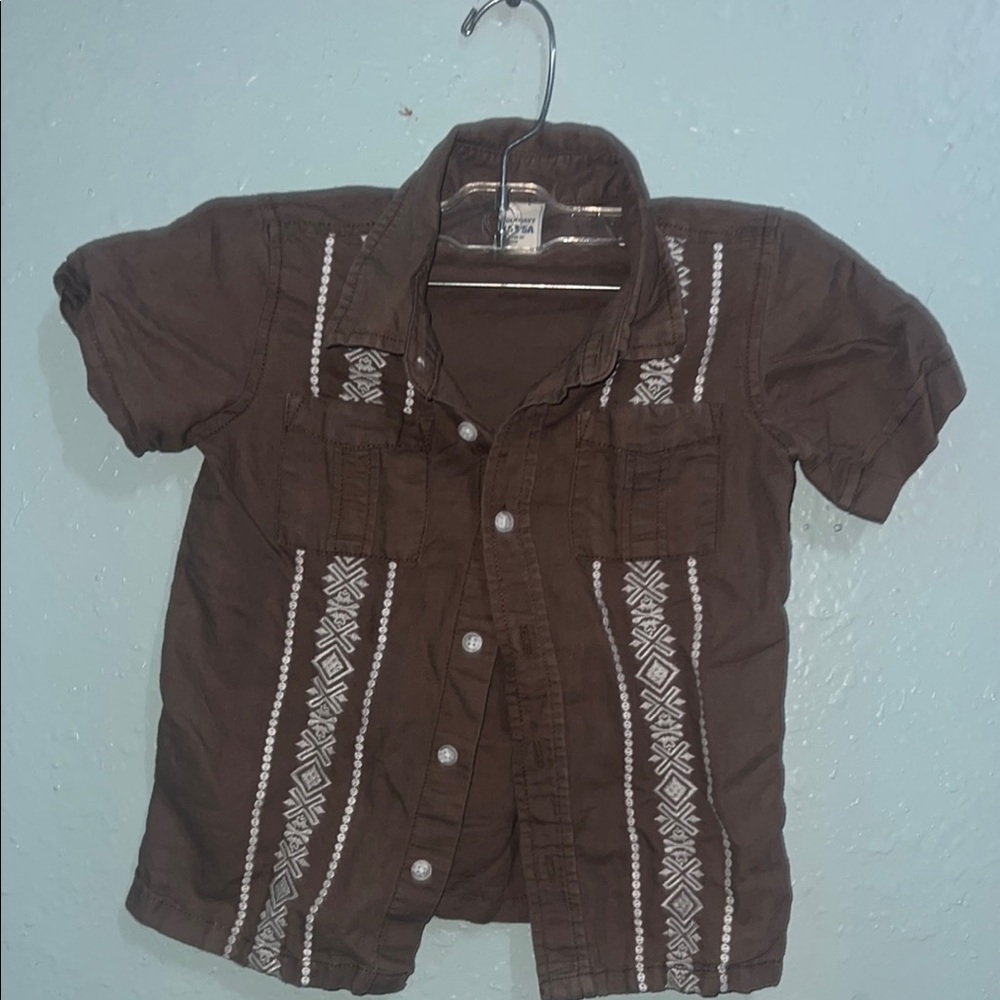 Old Navy Brown Button Down Shirt with Retro Style